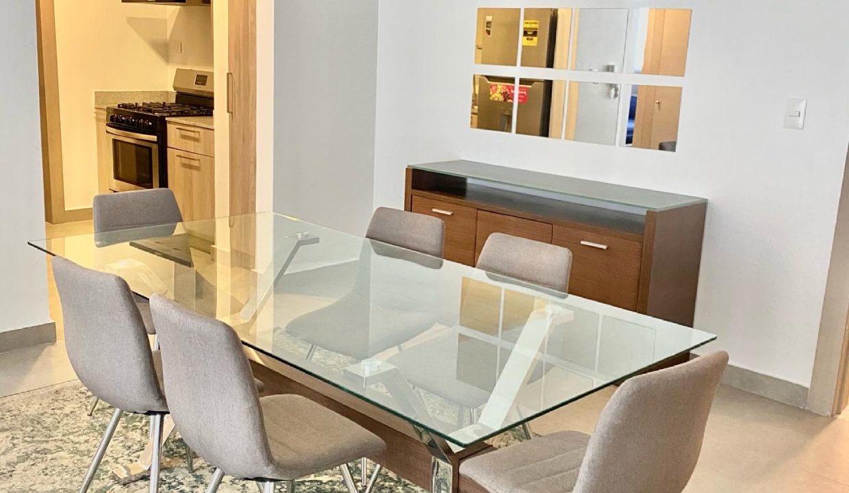 E4306495-CEDC-4F2A-BA7E-C6AC23D410FC