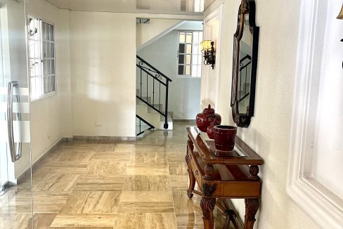 33D369E3-6C4F-451D-B4F5-7239581BCE6A