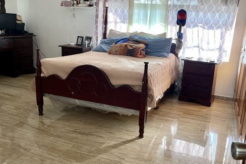 5B6D9953-9D6B-45EE-B665-C2D092C3F1C1