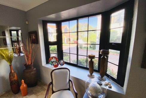 6A1B9500-75D0-4B4C-A9E3-4A58816B7E0C