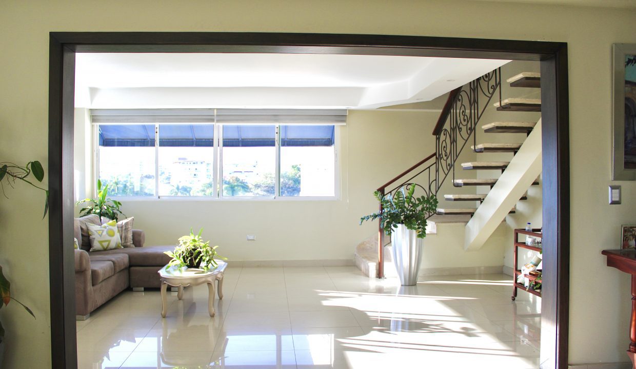 6DBCB7A2-EA51-4F7C-8D1B-D886855A707E