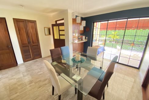 836A2116-D305-4248-A1BC-81D1ABC65EDC