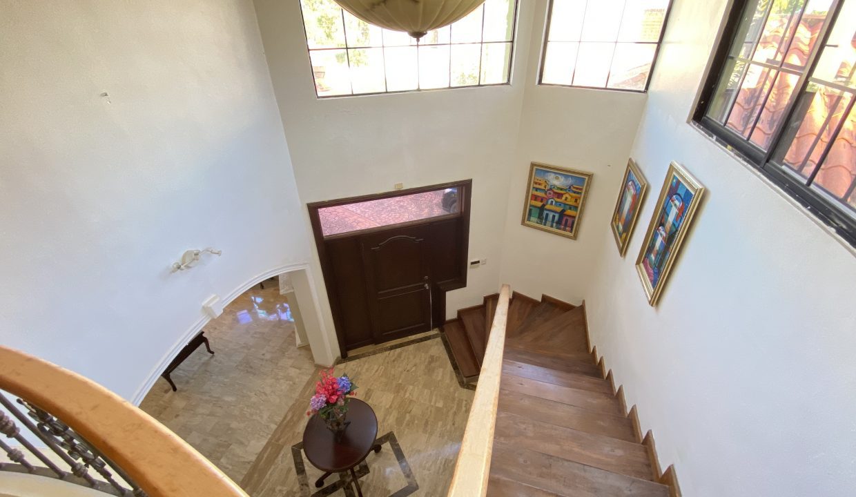 A2B20FB4-14F4-46C8-B195-615780AF7002