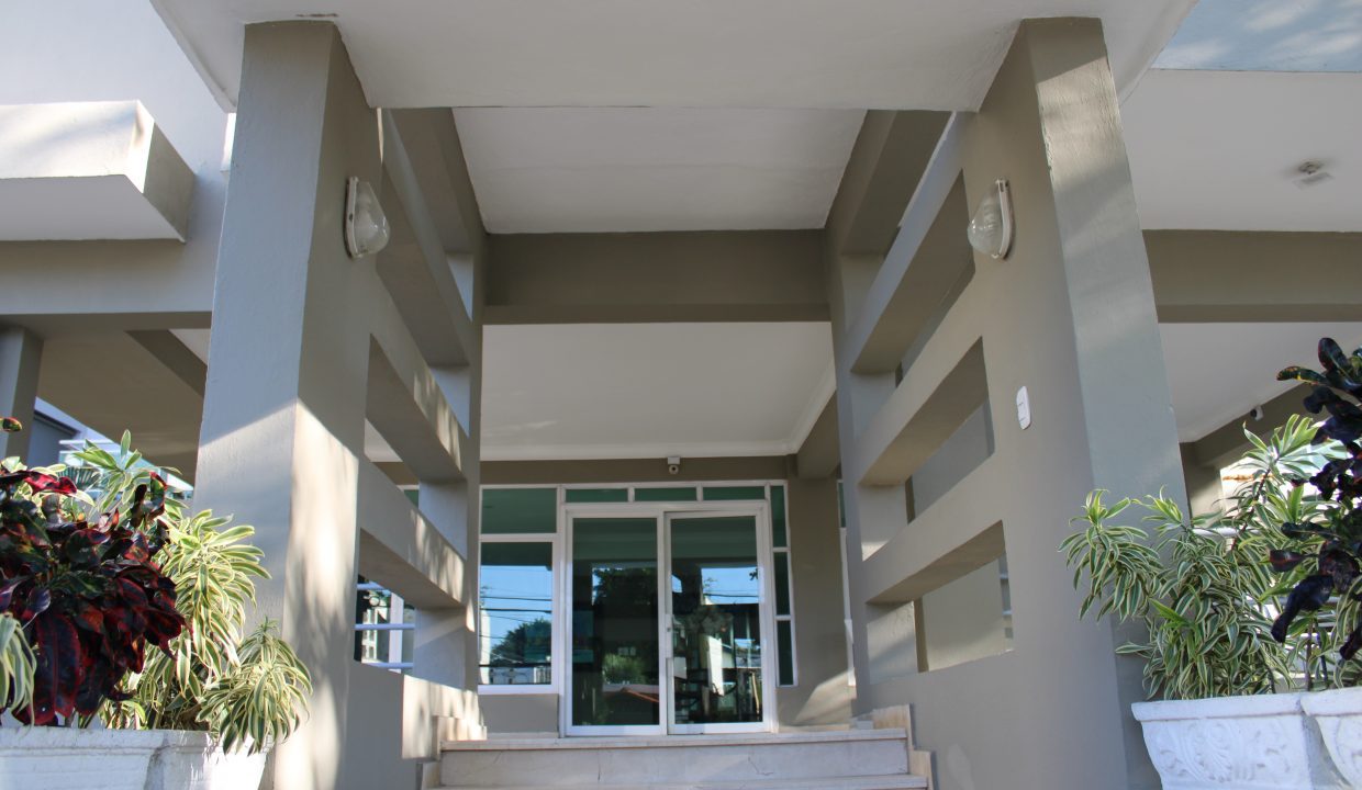 A36BD8C0-3023-412B-B3A0-3ABC5F8B3583