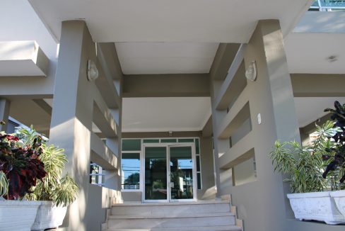 A36BD8C0-3023-412B-B3A0-3ABC5F8B3583