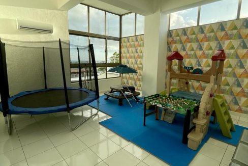 0eb14425-5e61-4156-bb92-0030091781cf