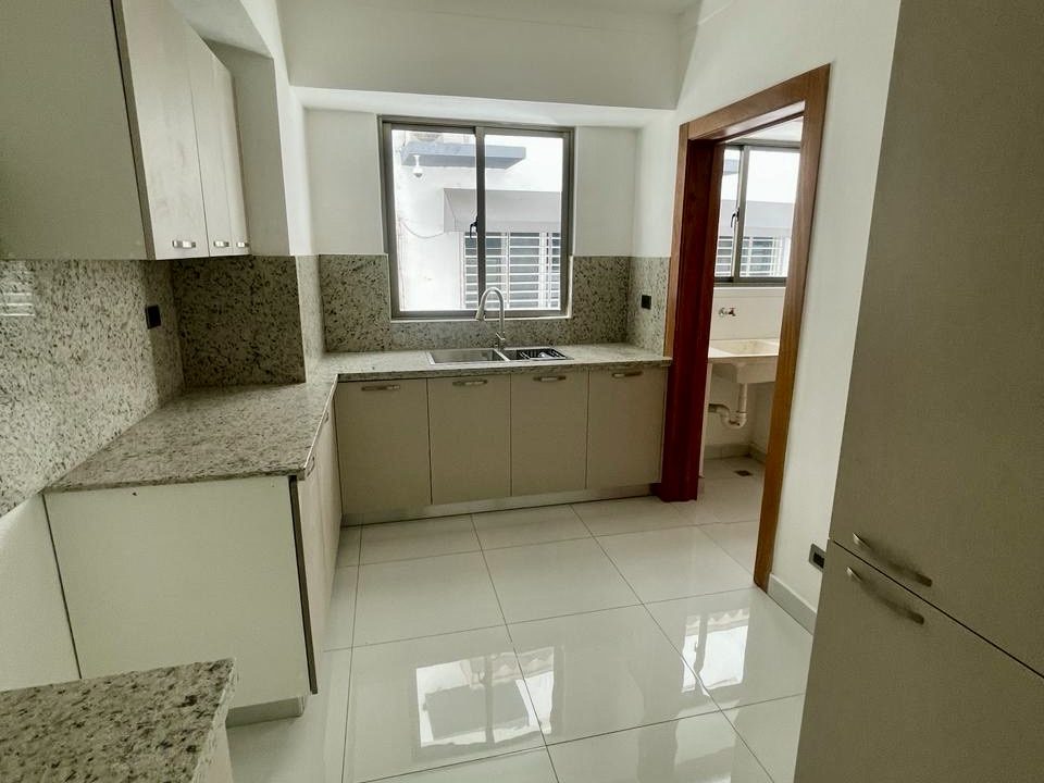 35fc2978-23de-4fd6-9ffa-596b496844f4